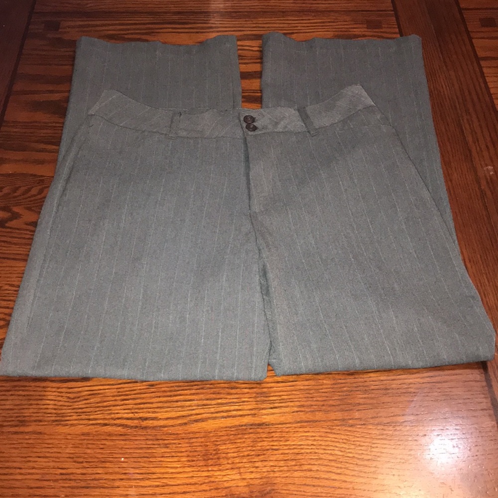 Women’s Pants Size 10 - Picture 3 of 12